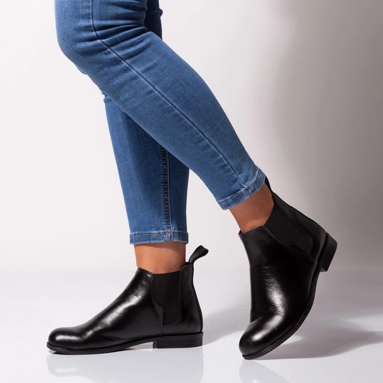 Stivaletti Chelsea bassi da donna, in pelle nera Butdam Btk nero 1