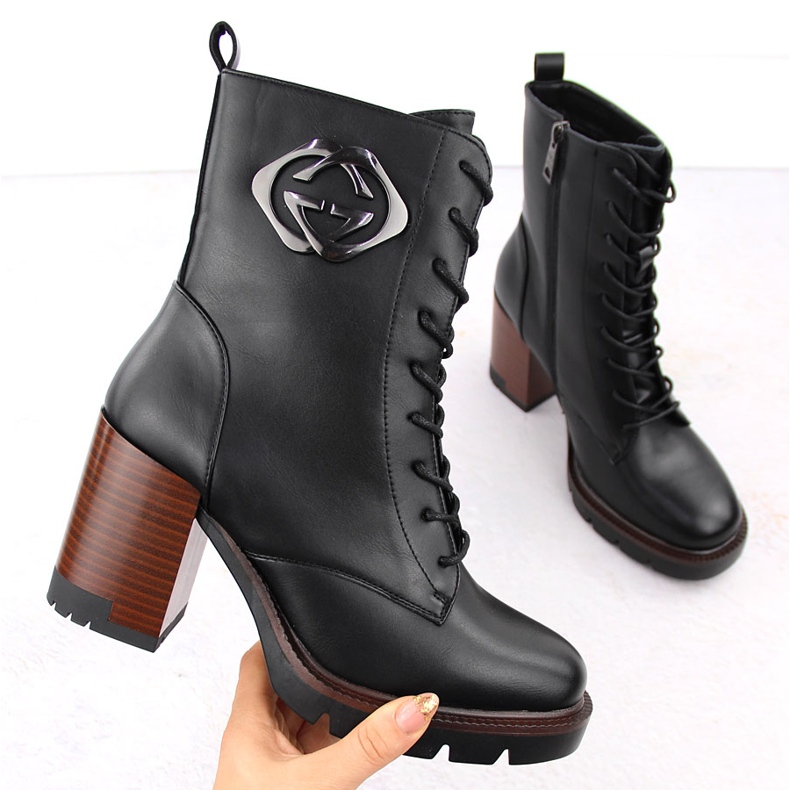Stivaletti neri con tacco da donna Vinceza 58359 nero 1
