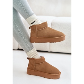 Doposci in pelle scamosciata su plateau Camel Nereviana beige 1