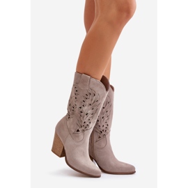 Stivali a metà polpaccio traforati su tacco alto in pelle scamosciata Lewski 3609 Cappuccino beige 1