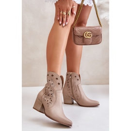 Stivali Da Cowboy In Pelle Traforata Con Tacco Alto Lewski 3613 Beige 2