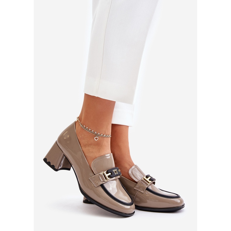 Scarpe da Donna Laccate Su Tacco Alto Con Decoro Artiker 55C1054 Beige 1