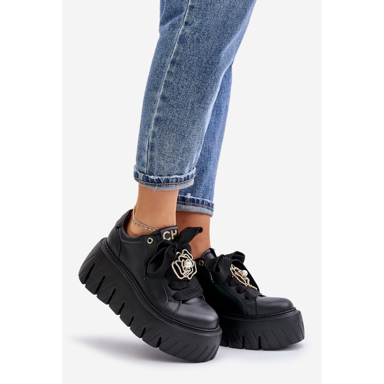 Sneakers Da Donna Su Suola Massiccia Con Decorazione Oro CheBello 4530 Nero 1