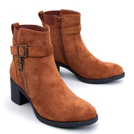 Stivaletti classici Irving Camel con tacco alto marrone 1