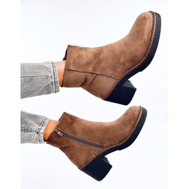 Stivaletti Eliza Khaki in pelle scamosciata con tacco largo beige 1