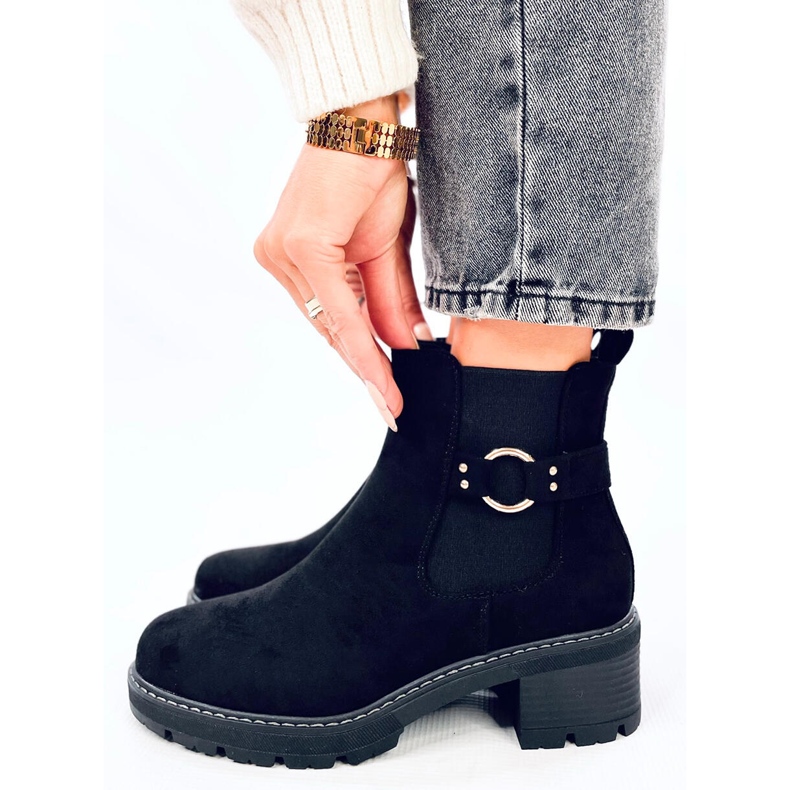Stivaletti Chelsea Airon neri con tacco basso nero 1