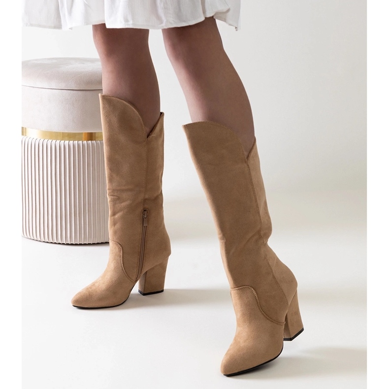 Stivali Amare beige con tacco alto 1