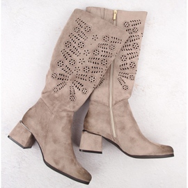 Stivali traforati isolanti in pelle scamosciata da donna kaki Potocki 12506 beige 1