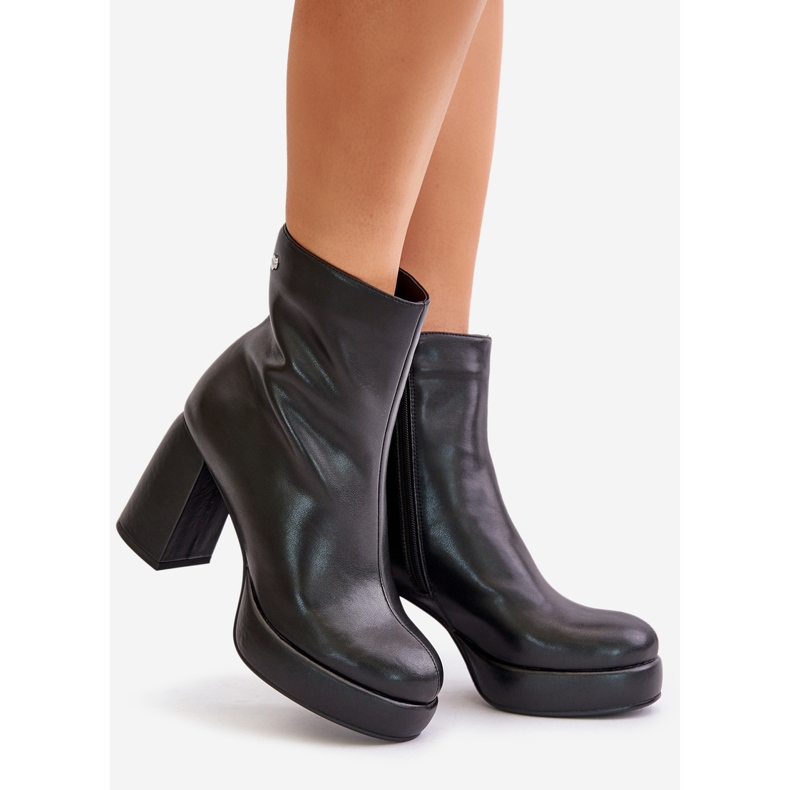 Stivaletti con tacco alto in pelle naturale GOE OO2N4166-W2 Nero 1