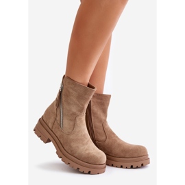 Stivaletti isolati con tacco piatto in eco-pelle scamosciata, beige Reloma 1