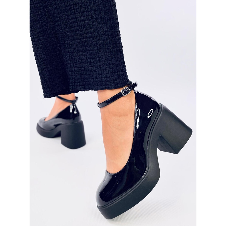 Termet Décolleté nere con tacco largo nero 1