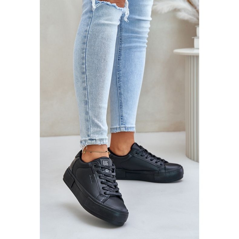 Sneakers isolate da donna sulla piattaforma Big Star OO274A555 nere nero 2