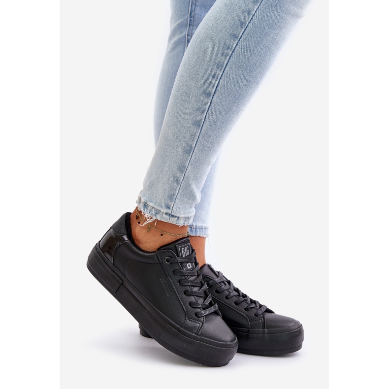 Sneakers isolate da donna sulla piattaforma Big Star OO274A555 nere nero 1