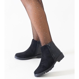 Stivaletti neri con motivo in pelle di coccodrillo, eco-suede Mifsada nero 1