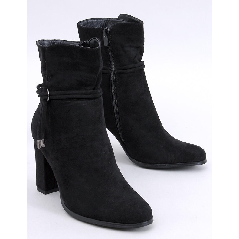 Stivaletti Minnai in camoscio nero 1