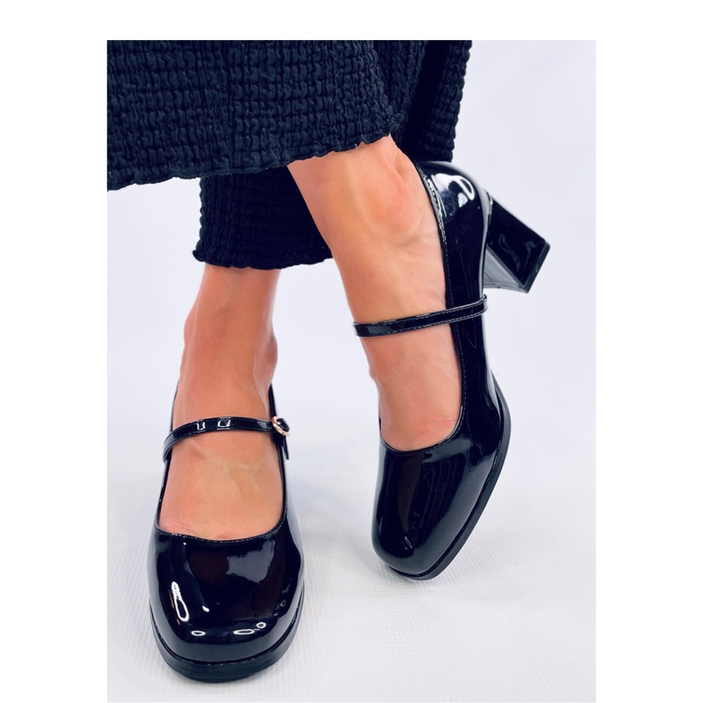 Maddoi Décolleté con tacco alto in vernice nera - Inello nero 1