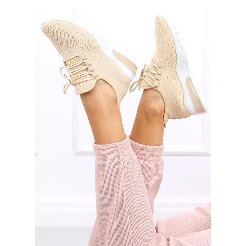 Scarpe sportive a calzino beige 2