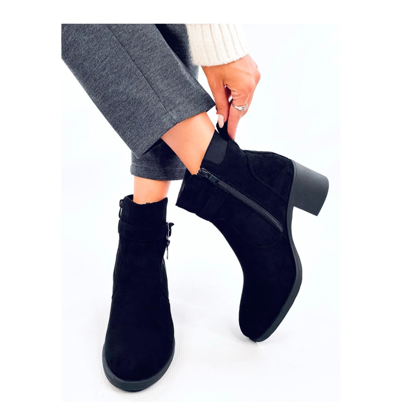 Stivaletti classici con tacco alto Nero 1