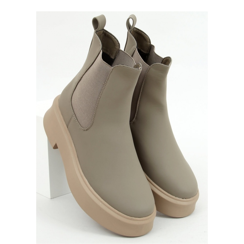 Stivaletti Chelsea verde kaki con suola spessa 1