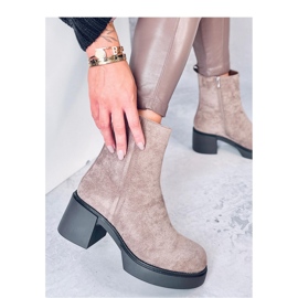 Stivaletti con tacco stabile color kaki marrone 1
