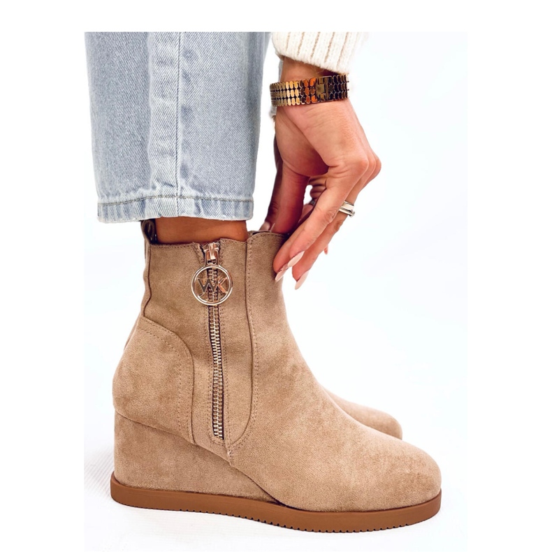 Stivaletti con zeppa kaki con cerniera dorata beige 1