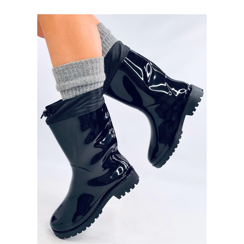 Galosce dipinte con polsino nero 1