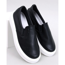 Sneaker slip-on nere traforate nero 1