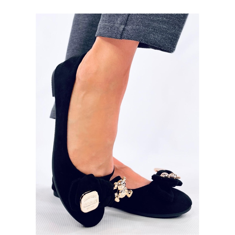 Ballerine in camoscio nero con orsetto 2