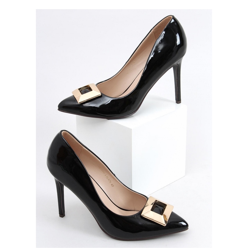 Margaret Tacchi a spillo in vernice nera - Inello nero 1
