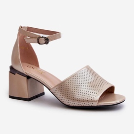 Step in style Sandali Modello Horissa 62114 Gold - Entra con stile giallo 2