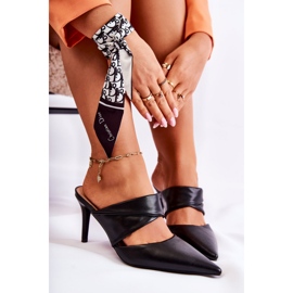 Eleganti infradito nere con tacco alto nero 1