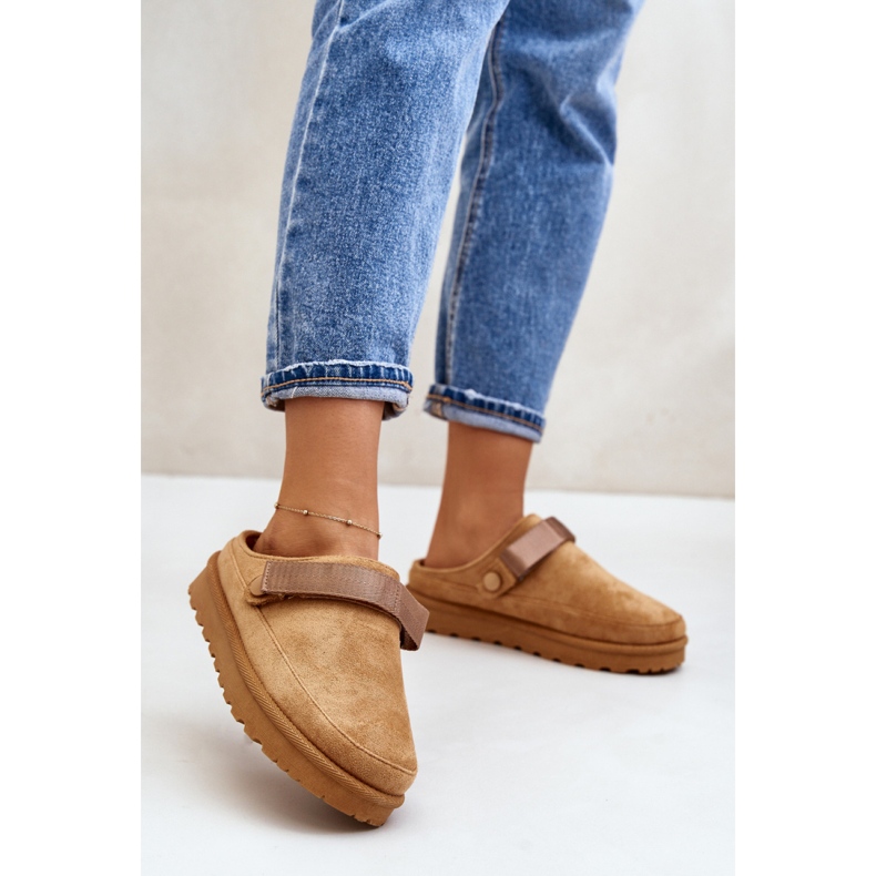 Ciabatte da donna con plateau color cammello marrone 1