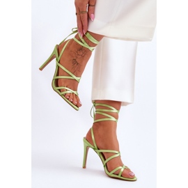 Sandali verdi stringati con tacco alto verde 1