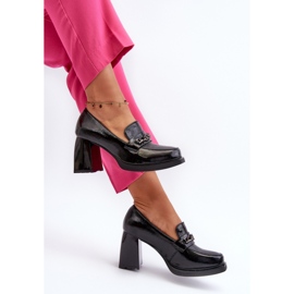 Décolleté con tacco alto in vernice nera nero 1