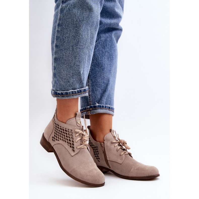 Zazoo Stivaletti da donna beige con tomaia traforata 1