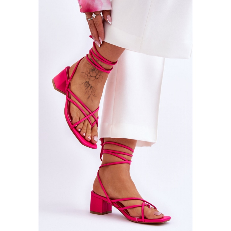 Sandali allacciati rosa unici 1