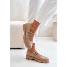 Scarpe basse con tacco massiccio beige 1