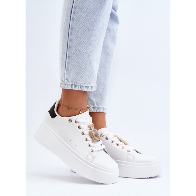 Scarpe sportive da donna con decorazione in oro LA279P, bianche bianco 1