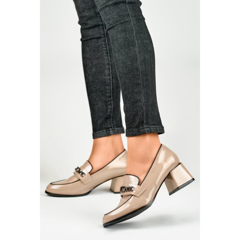 Scarpe da donna con catena GD-FL470BE, beige 2