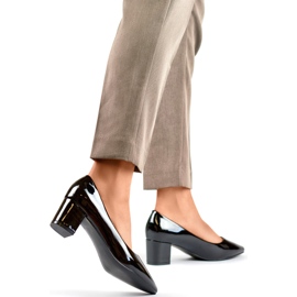 Décolleté da donna in vernice CIC-312B, nere nero 1