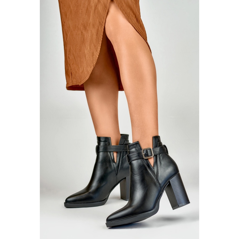 Stivali Modello ML159B Nero - PRIMO beige 2