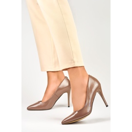 Scarpe con tacco laccate da donna GD-FL59TA, marrone e beige 1