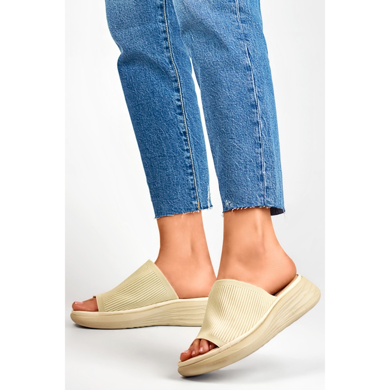 Sandalo Infradito Modello G3188-7BE Beige - PRIMO 1