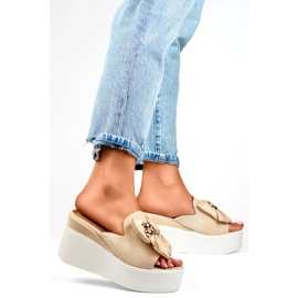 Sandalo Infradito Modello 8082BE Beige 1