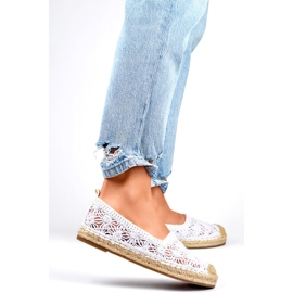 Espadrillas traforate da donna 77-528W bianco 1