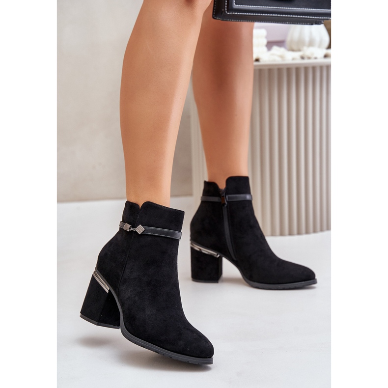 Stivali da donna isolati con tacco alto con cinturino decorativo Vinceza 16446 Nero 2