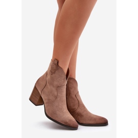 Stivali Cowboy Con Tacco Alto Isolati Realizzati In Eco Pelle Scamosciata Vinceza 58345 Beige Scuro 1