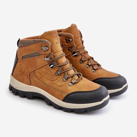 Scarponi da trekking isolati McBraun Camel da uomo marrone 1