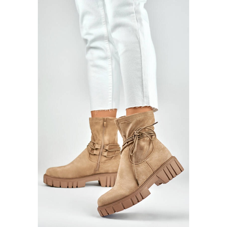 Stivaletti da donna con tomaia stringata elastica, beige DE1127NU 2