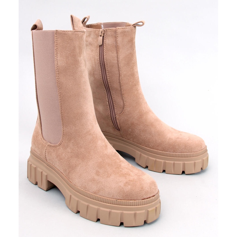 Stivaletti Chelsea color kaki con tassello beige 1